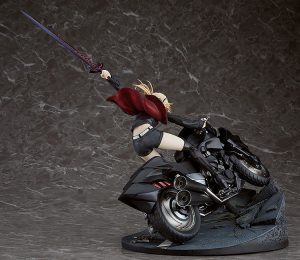 Saber/Altria Pendragon (Alter) & Cuirassier Noir - 4