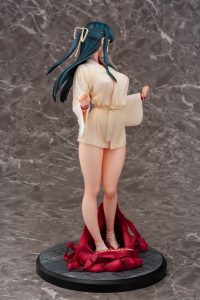 Shrine Maiden Izumo Iori by Daiki Kougyou from Iyapan 12