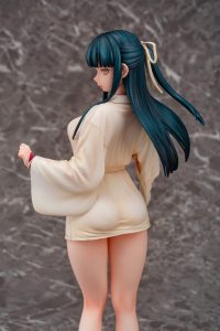 Shrine Maiden Izumo Iori by Daiki Kougyou from Iyapan 16