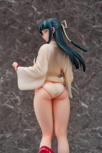 Shrine Maiden Izumo Iori by Daiki Kougyou from Iyapan 6