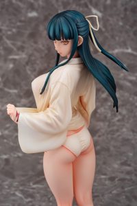 Shrine Maiden Izumo Iori by Daiki Kougyou from Iyapan 7