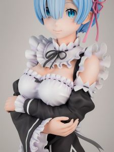Rem Life sized Bust by FuRyu from Re:ZERO 4