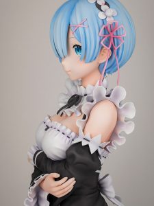 Rem Life sized Bust by FuRyu from Re:ZERO 5