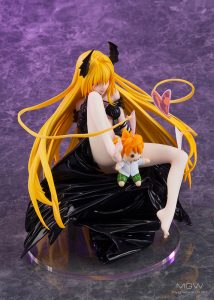 To LOVE Ru Darkness Golden Darkness by FLARE Konjiki no Yami 7