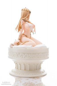 Elven Pillow Lilly Relium by I.V.E from Caress of Venus houtengeki figure collection 5