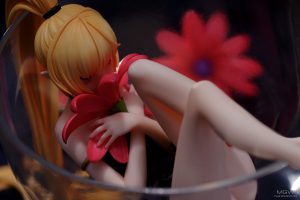 ASK Glass Girl LILY WINE by RIBOSE 6