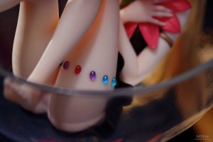 ASK Glass Girl LILY WINE by RIBOSE 8