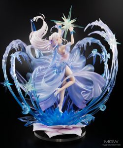 Emilia Crystal Dress by SHIBUYA SCRAMBLE FIGURE from ReZERO Starting Life in Another World 5