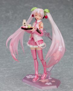 figma Sakura Miku by Max Factory 5