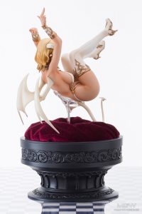 Laura Mischief by I.V.E from Caress of Venus houtengeki figure collection 3