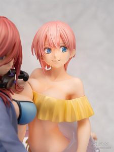 Ichika Nakano Miku Nakano by WING from The Quintessential Quintuplets 8