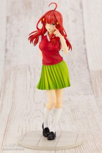 Nakano Istuki by Kotobukiya from The Quintessential Quintuplets 1 MyGrailWatch Anime Figure Guide