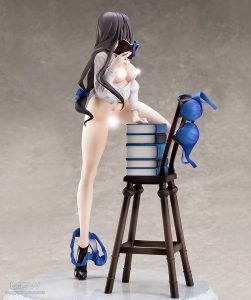 Literature Girl by native based on illustration by Mikoto Akemi 7 MyGrailWatch Anime Figure Guide