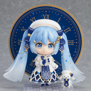 Nendoroid Snow Miku Glowing Snow Ver. by Good Smile Company 1 MyGrailWatch Anime Figure Guide