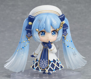 Nendoroid Snow Miku Glowing Snow Ver. by Good Smile Company 5 MyGrailWatch Anime Figure Guide