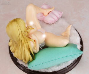 Chie by Rocket Boy with illustration by Ishi Kei 5 MyGrailWatch Anime Figure Guide