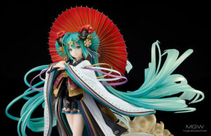 Hatsune Miku Land of the Eternal by Good Smile Company with artwork by Rella 5 MyGrailWatch Anime Figure Guide