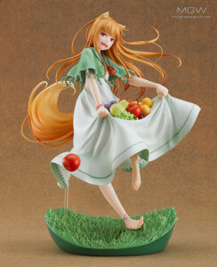 Holo Wolf and the Scent of Fruit by Good Smile Company from Spice and Wolf 6 MyGrailWatch Anime Figure Guide