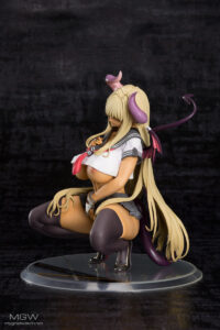 Sailor Succubus Sapphire Poison Black Comic Unreal Vol. 33 Cover GAL designed by Mogudan 2 MyGrailWatch Anime Figure Guide