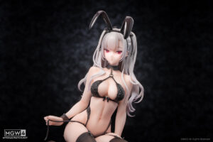 Tana Black Bunny Girl by Reverse Studio 13 MyGrailWatch Anime Figure Guide