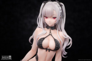 Tana Black Bunny Girl by Reverse Studio 20 MyGrailWatch Anime Figure Guide