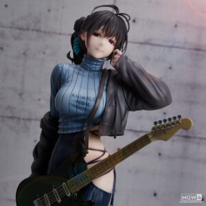 hitomio16 Illustration Guitar Sisters Mei Mei Backless Dress by Union Creative 5 MyGrailWatch Anime Figure Guide
