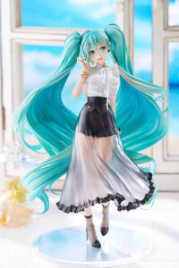 Hatsune Miku NT Style Casual Wear Ver. by Good Smile Company with illustration by Rella 3 MyGrailWatch Anime Figure Guide