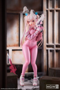 Superbunny Deluxe Edition by Hobby Sakura with illustration by DDUCK KONG 12 MyGrailWatch Anime Figure Guide