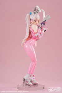 Superbunny Deluxe Edition by Hobby Sakura with illustration by DDUCK KONG 3 MyGrailWatch Anime Figure Guide